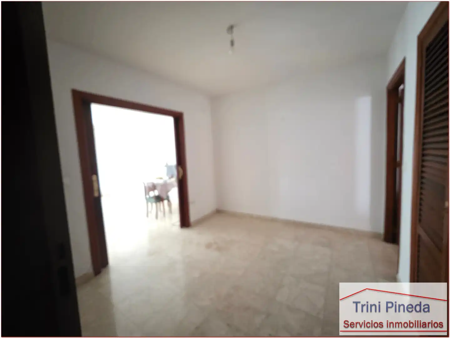 Wohnung zum Verkauf in Sevilla mit Ofen und Waschmaschine