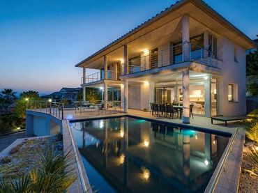 Chalet con balcón en venta en Palau-saverdera
