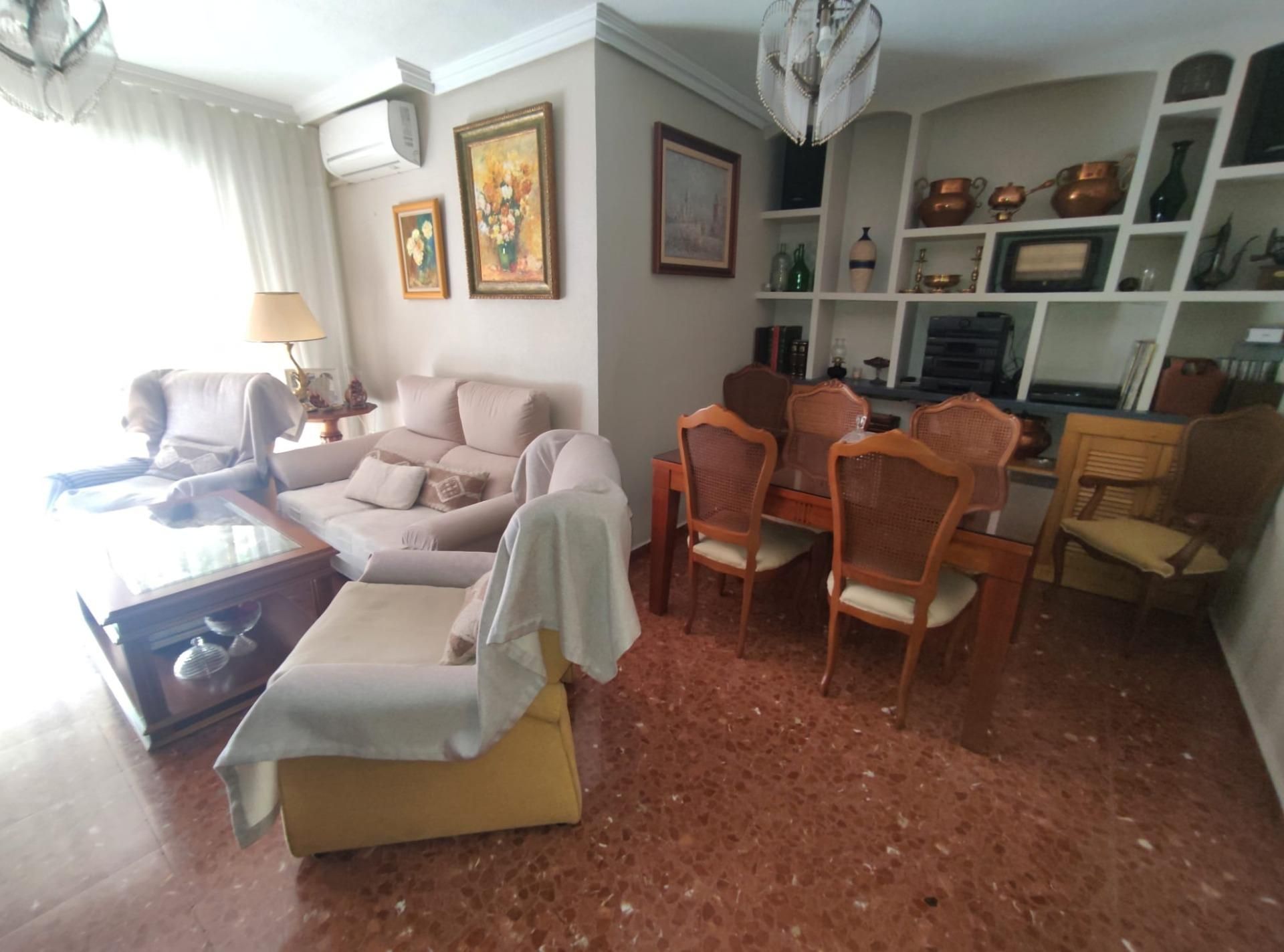 Sala d'estar de Pis en venda en  Córdoba Capital amb Aire condicionat i Terrassa