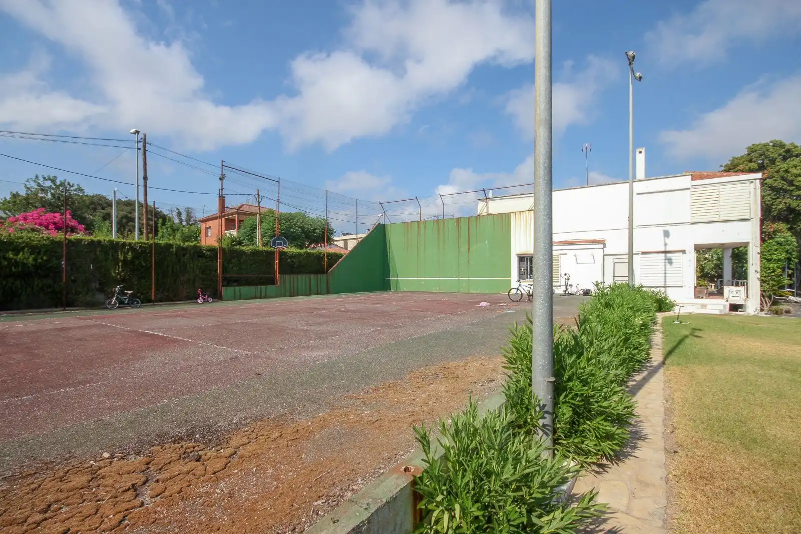 Vista exterior de Casa o chalet en venta en Cubelles con Calefacción, Jardín privado y Terraza