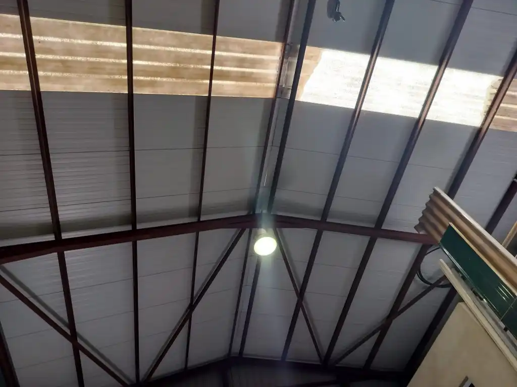 Vista exterior de Nave industrial en venta en Estivella