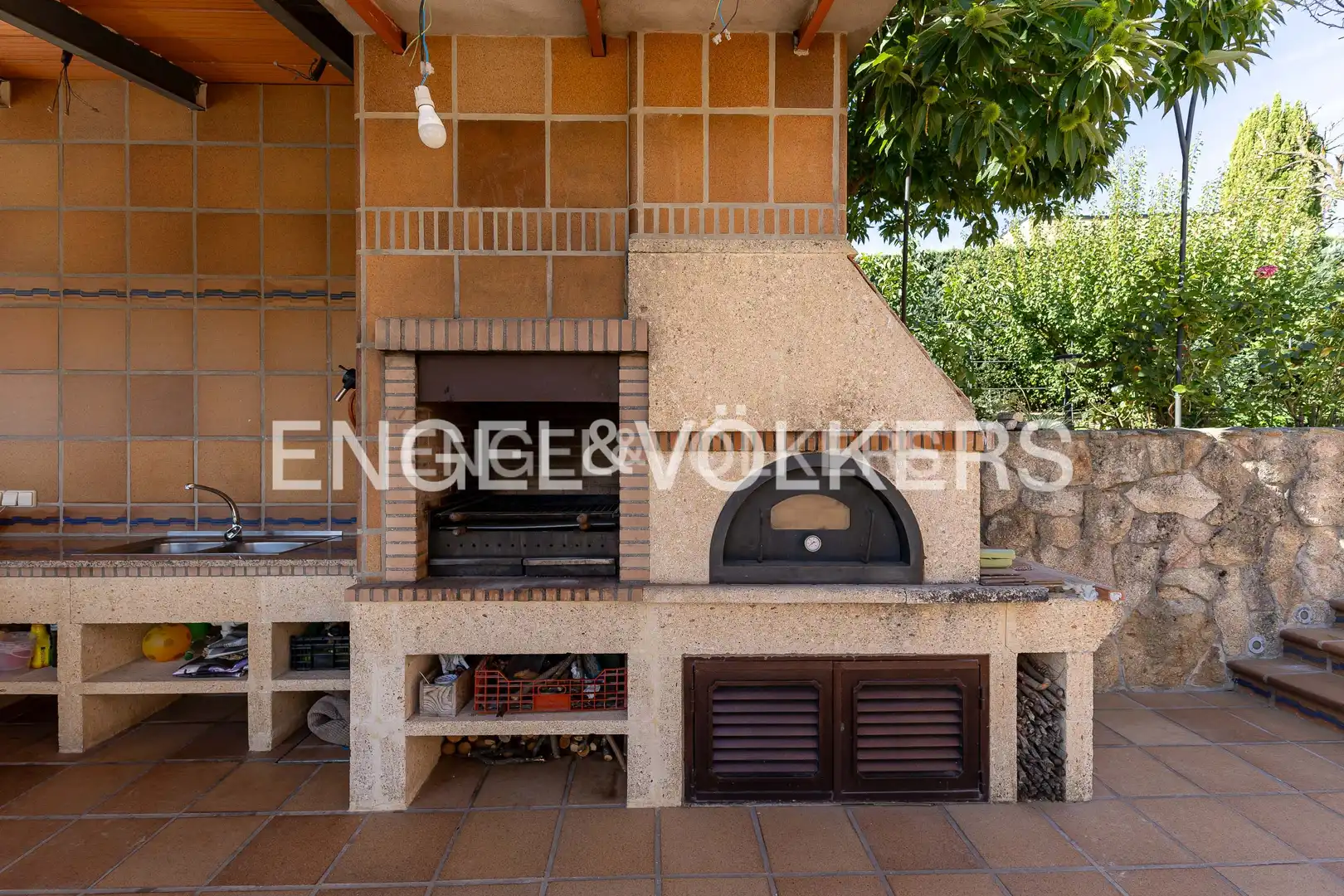Terraza de Finca rústica en venta en Villaviciosa de Odón con Aire acondicionado, Calefacción y Jardín privado