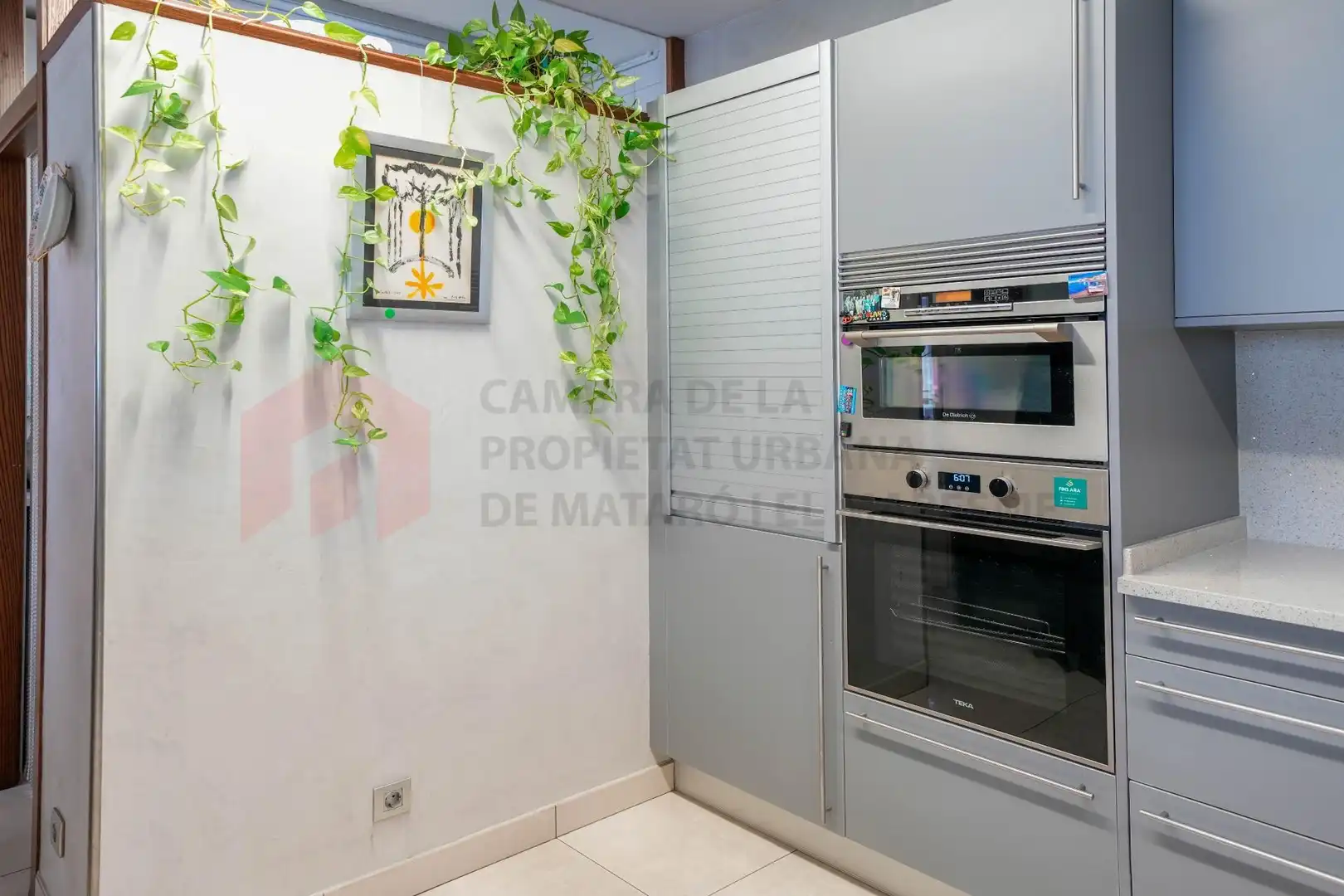 Cuina de Casa o xalet en venda en Mataró amb Aire condicionat, Calefacció i Jardí privat
