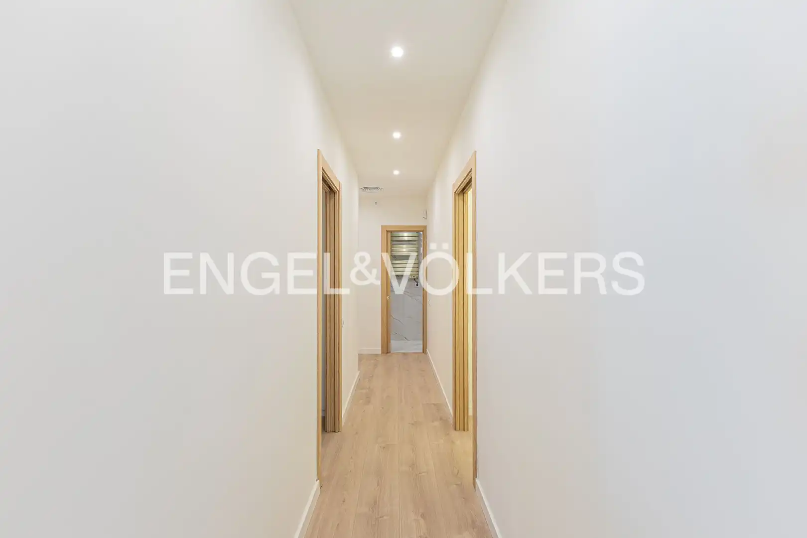 Flat for rent in Barcelona  with Air Conditioner, Heating and Parquet flooring