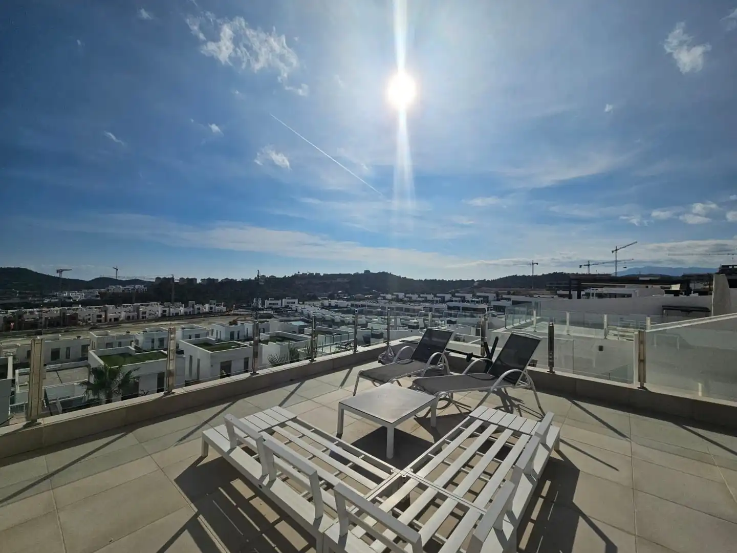 Terraza de Ático de alquiler en Finestrat con Aire acondicionado, Calefacción y Jardín privado
