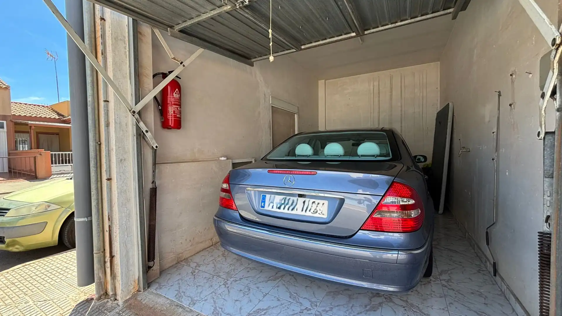 Parking de Casa adosada en venta en Cartagena con Aire acondicionado, Terraza y Amueblado