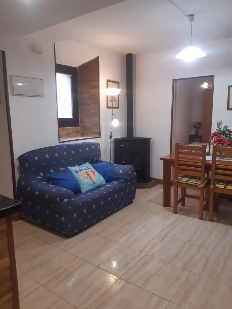 Sala de estar de Piso de alquiler en Sotés con Calefacción y Amueblado