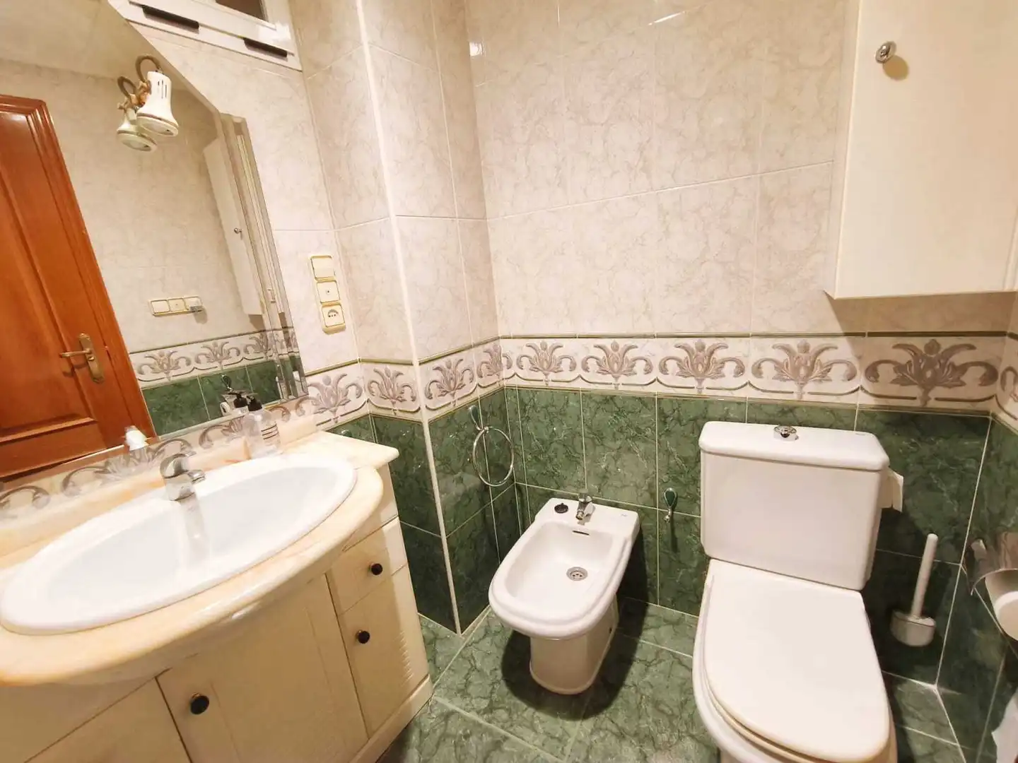 Bathroom of Flat for sale in Sueca  with Air Conditioner, Storage room and Furnished