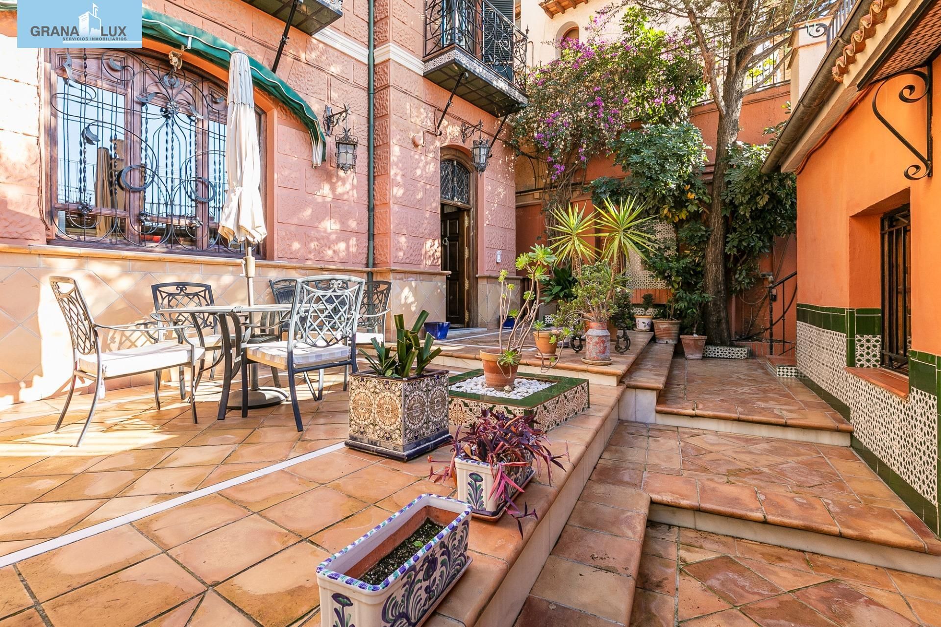 Terrace of House or chalet for sale in  Granada Capital  with Air Conditioner, Heating and Private garden