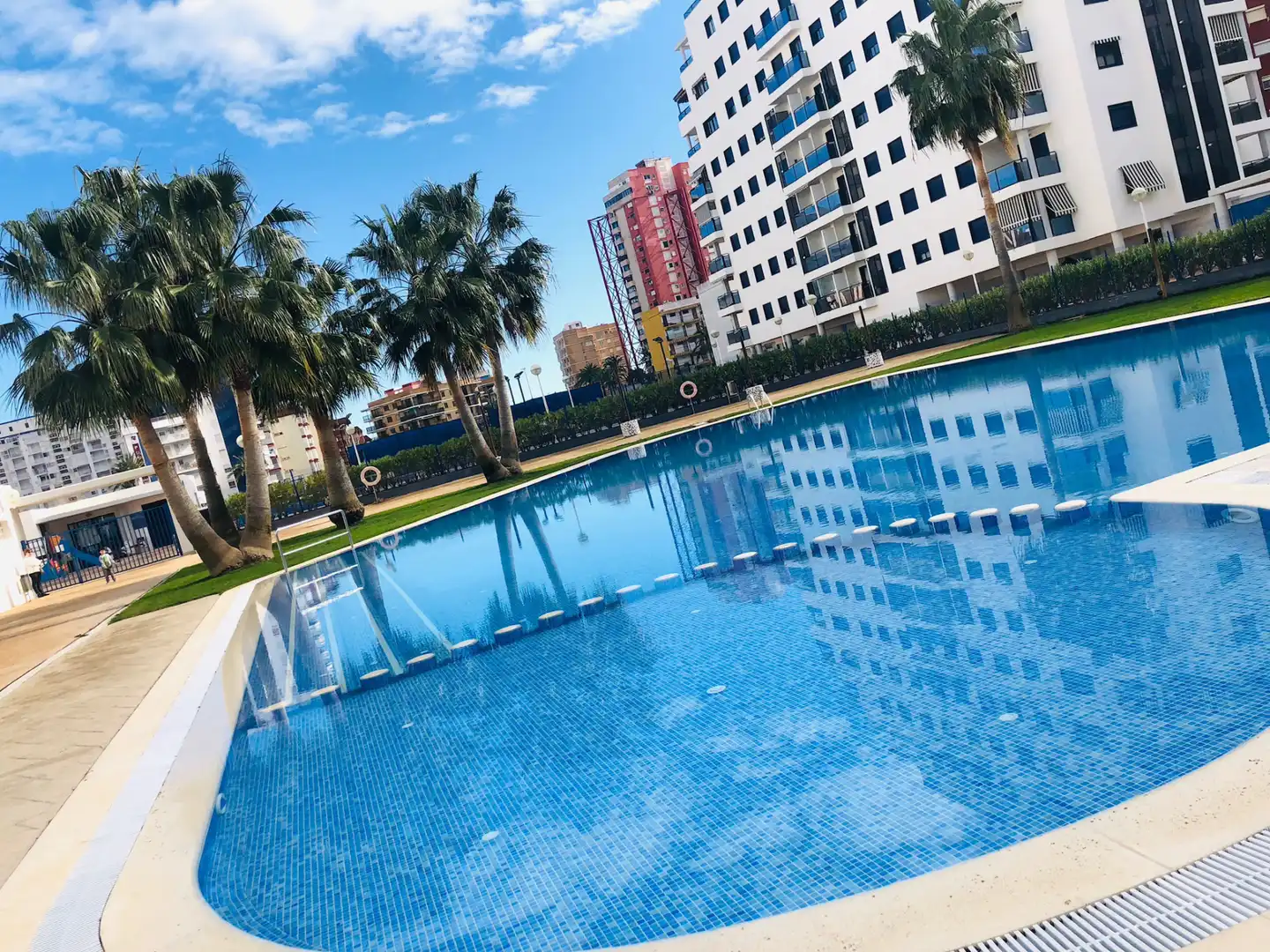 Piscina de Apartamento de alquiler con opción a compra en La Pobla de Farnals con Aire acondicionado, Jardín privado y Trastero