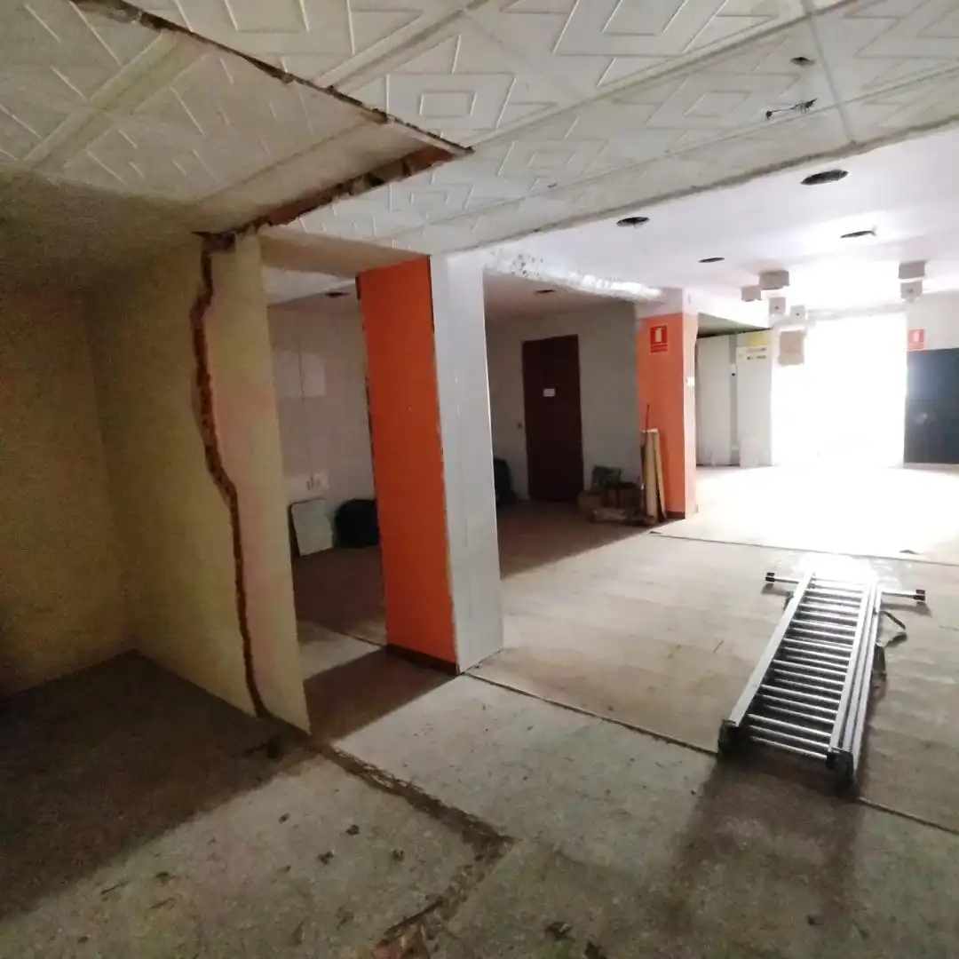 Local commercial à vendre à de Berga, imagen 3