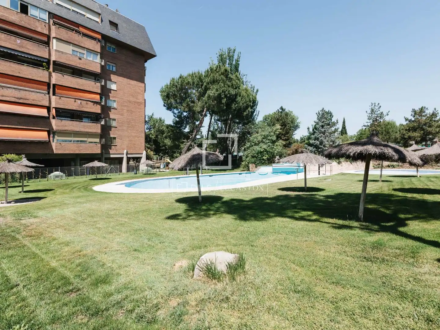 Exterior view of Flat for rent in Madrid  with Air Conditioner, Heating and Private garden