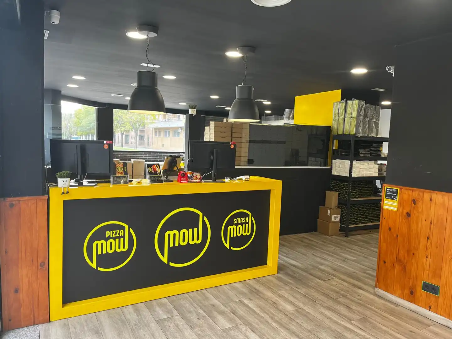 Local comercial en traspàs a Avinguda Onze de Setembre, imagen 4