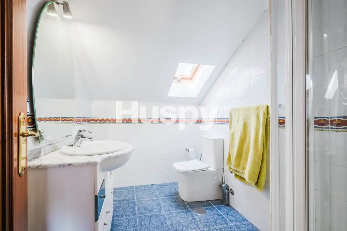 Bathroom of Houses for sale in Almensilla, Sevilla