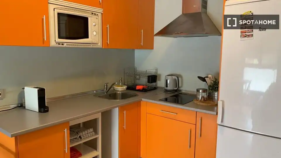 Cocina de Piso de alquiler en Madrid con Aire acondicionado, Calefacción y Amueblado