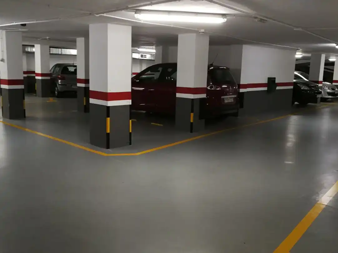 Einzelparkplatz zur Miete in Carrer de Castanyer 27, imagen 3