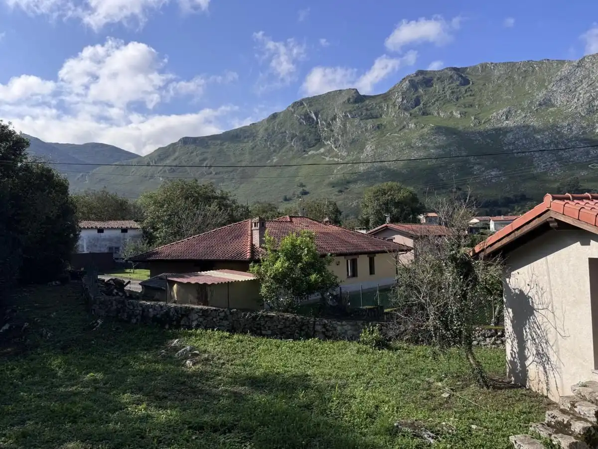 Detached homes for sale in Llanes  with Heating, Private garden and Terrace