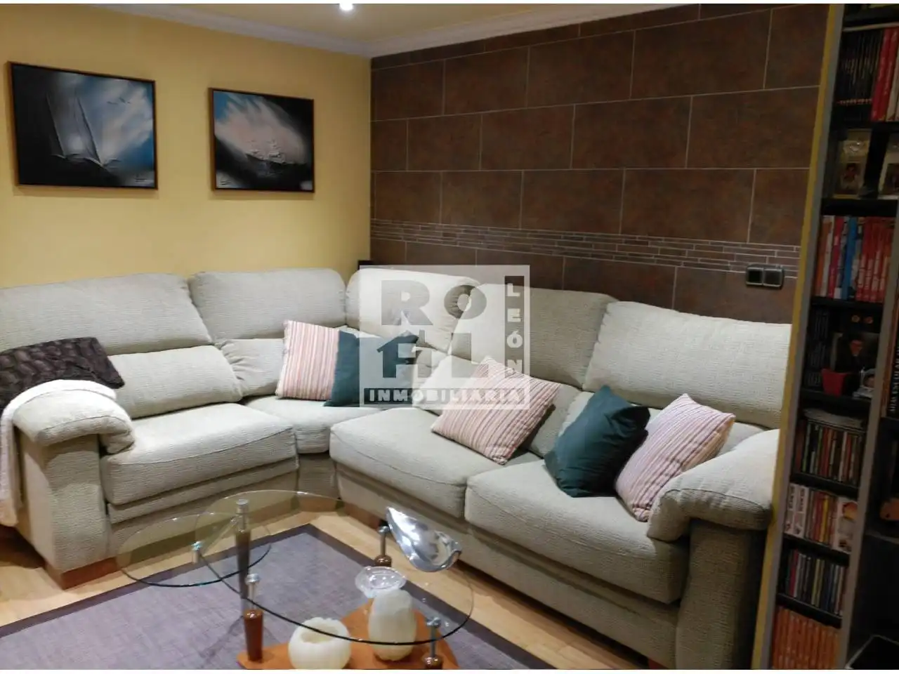 Living room of Apartments for sale in León Capital   with Heating and Parquet flooring