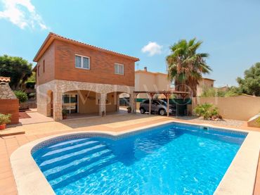 Maison avec piscine à vendre à Comtes De Barcelona