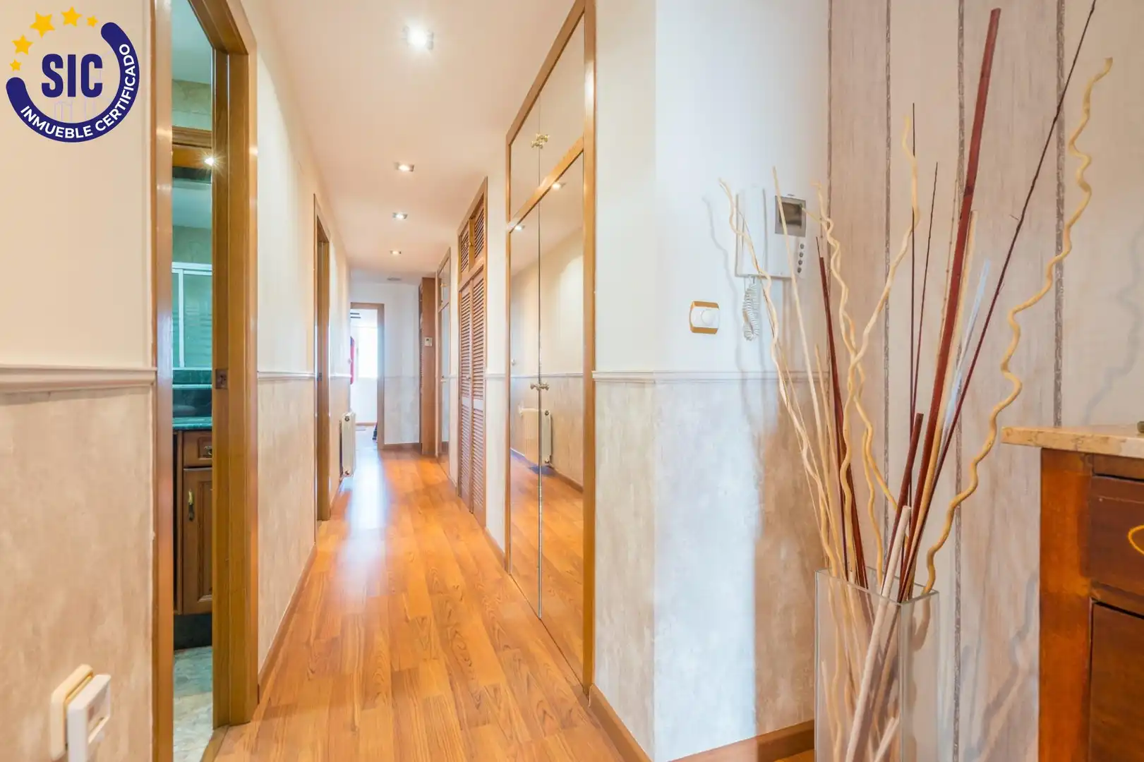 Piso en venta en Valencia con Aire acondicionado, Calefacción y Parquet