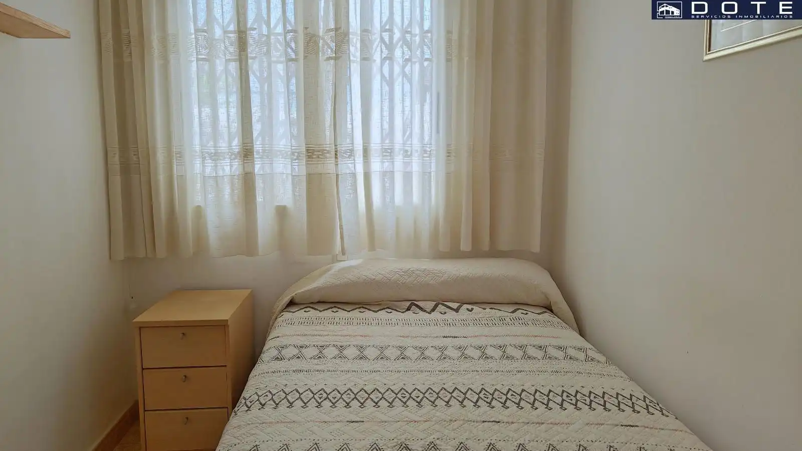 Habitación de Casa adosada en venta en Creixell con Terraza, Trastero y Alarma