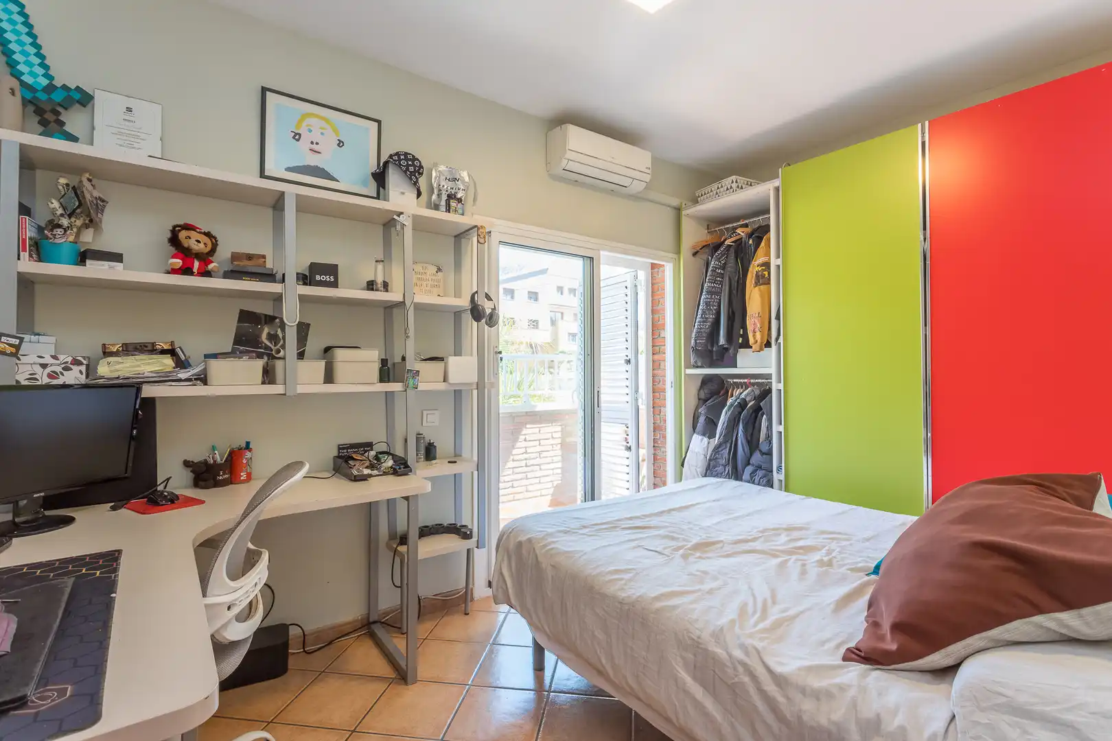 Habitación de Casa o chalet en venta en Gavà con Calefacción, Piscina y Horno