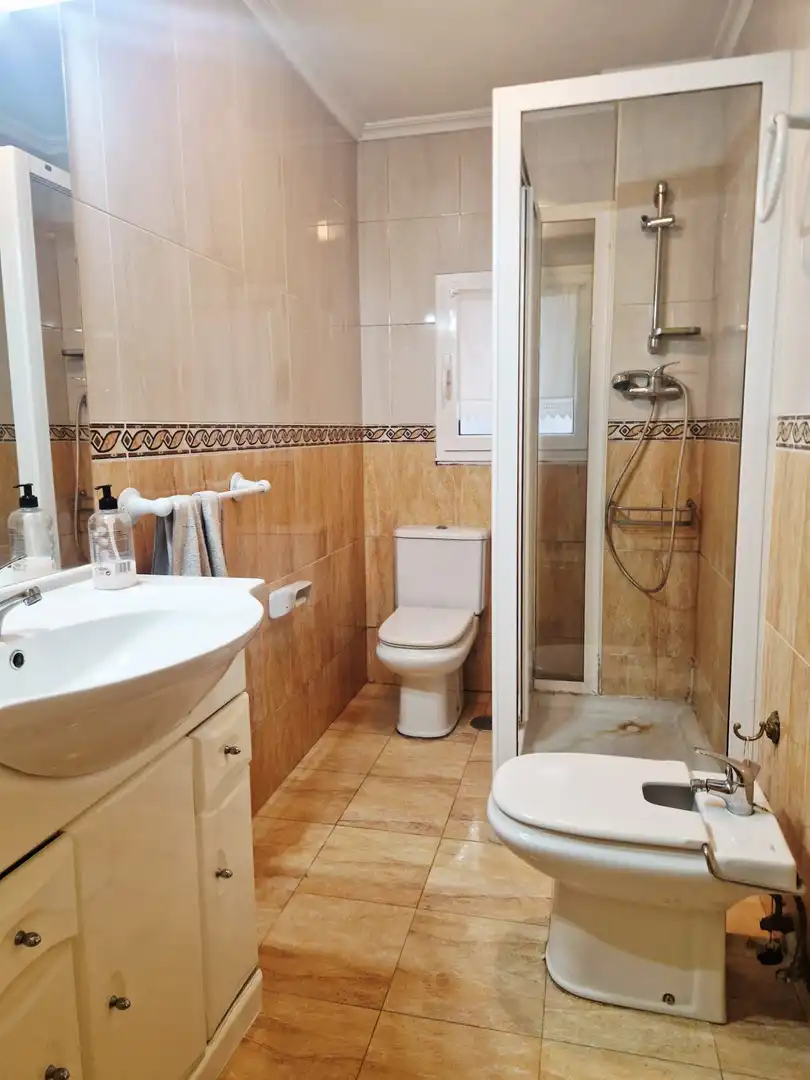 Baño de Piso en venta en Avilés con Parquet y Terraza