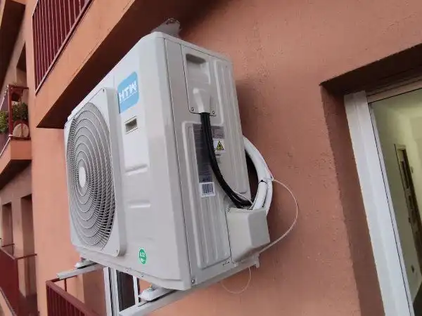 Terrasse von Wohnung zur Miete in Barcelona mit Klimaanlage, Terrasse und Möbliert