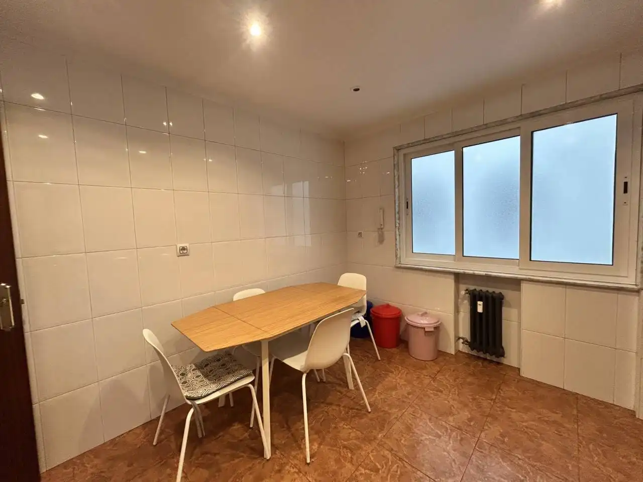 Comedor de Piso de alquiler en Oviedo  con Calefacción y Amueblado