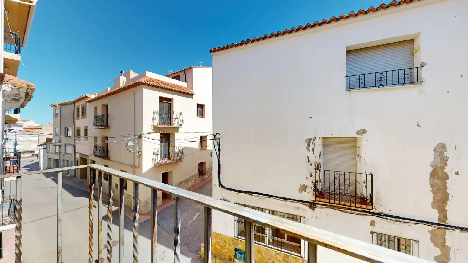 Vista exterior de Casa o xalet en venda en Toràs amb Balcó