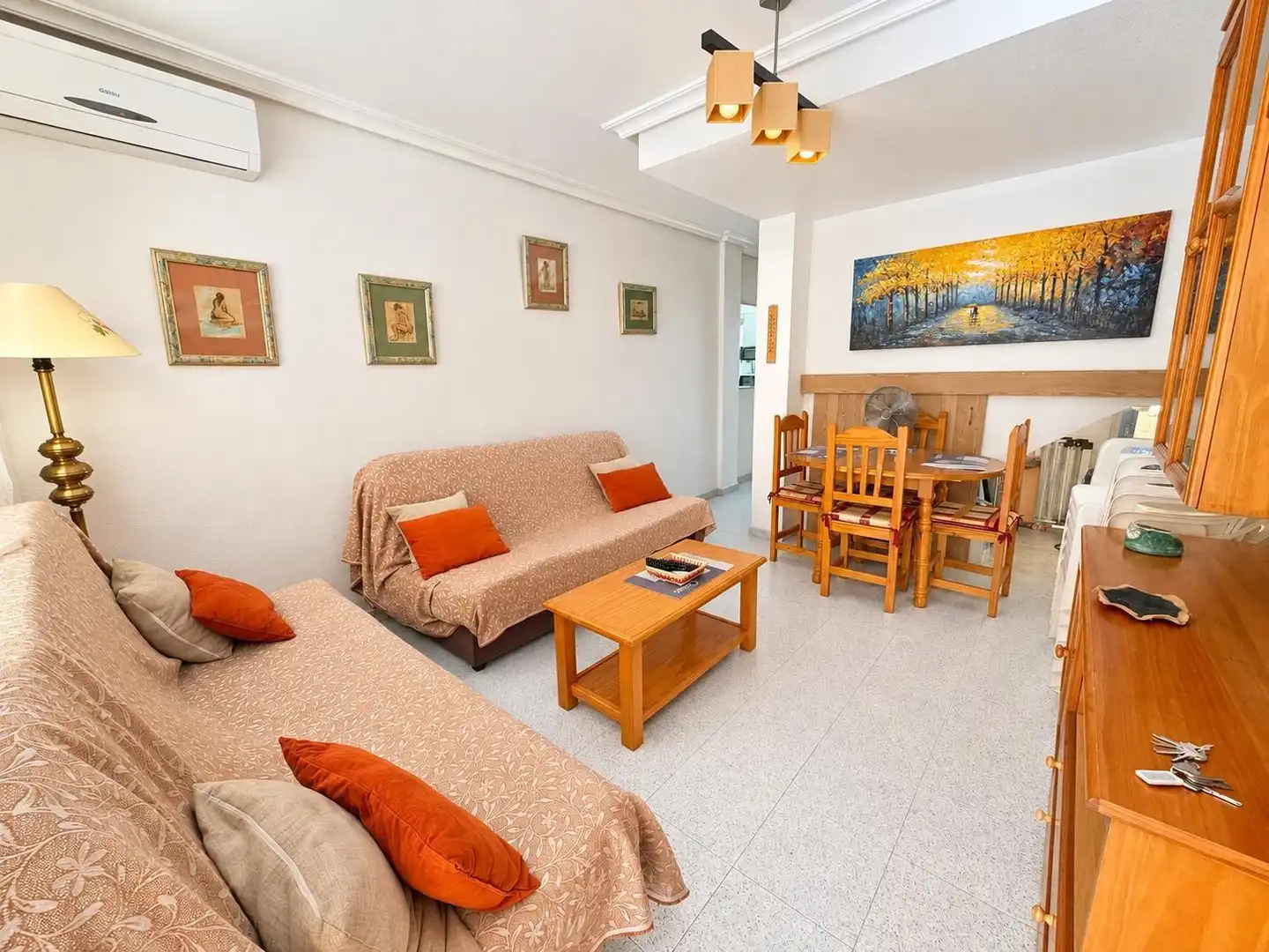 Casa amb terrassa en venda a Pasaje los alcazares, imagen 6