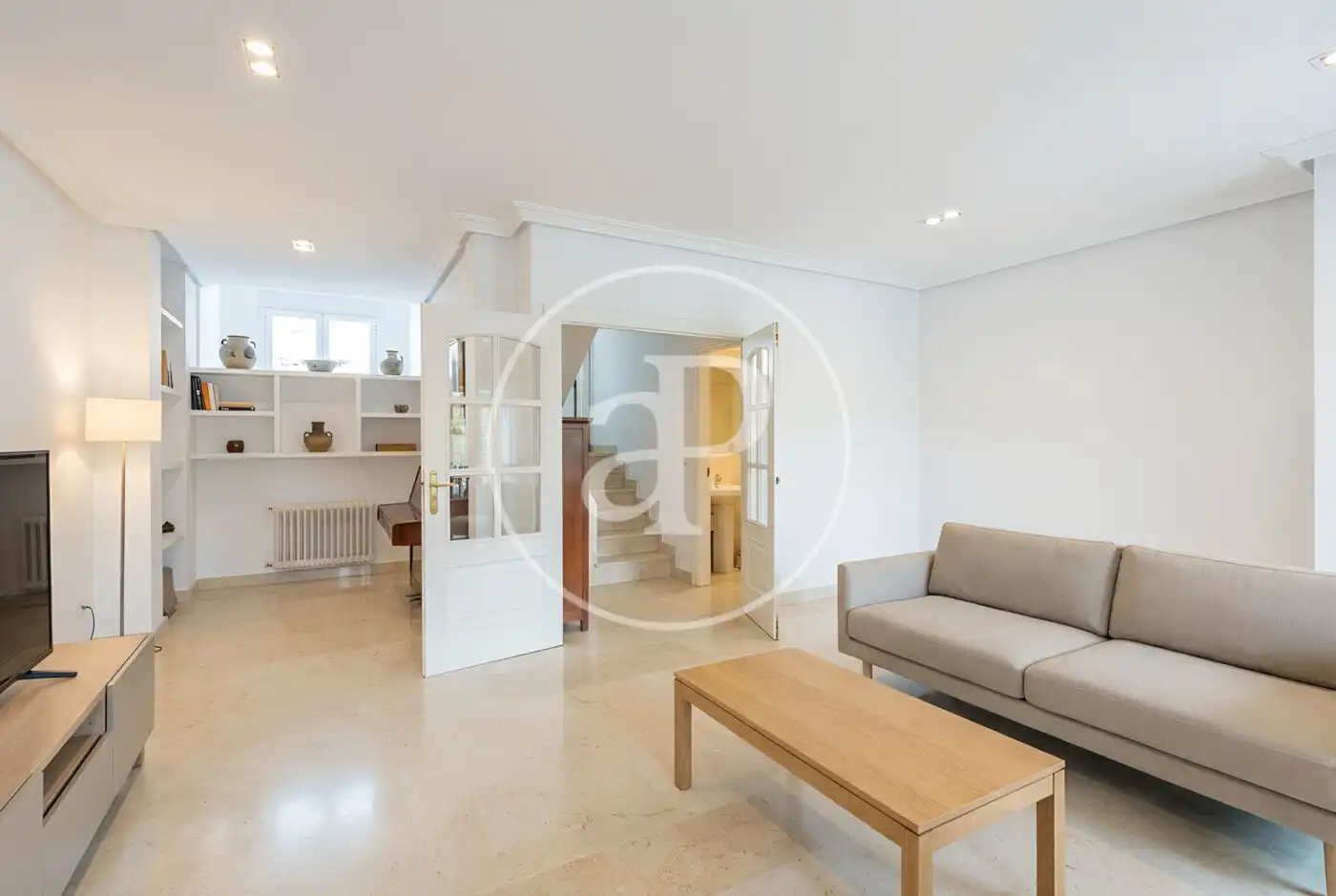 Living room of Detached homes for sale in Madrid  with Air Conditioner, Heating and Private garden
