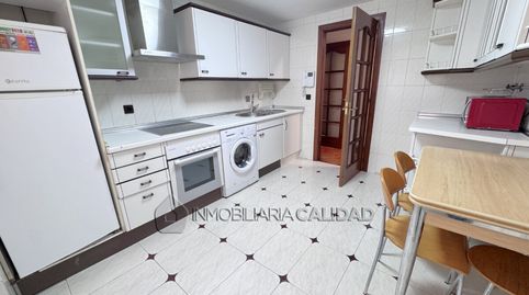Foto 3 de Piso de alquiler en Los Vadillos - R. Sanitaria - Pozanos, Burgos Capital