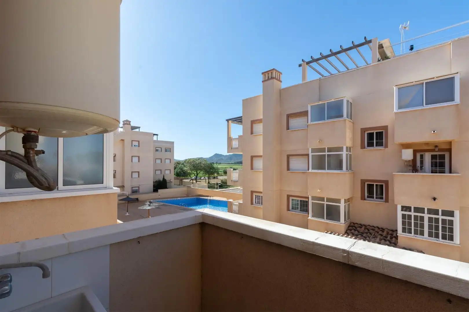 Piscina de Apartamento en venta en Cartagena con Aire acondicionado, Amueblado y Balcón