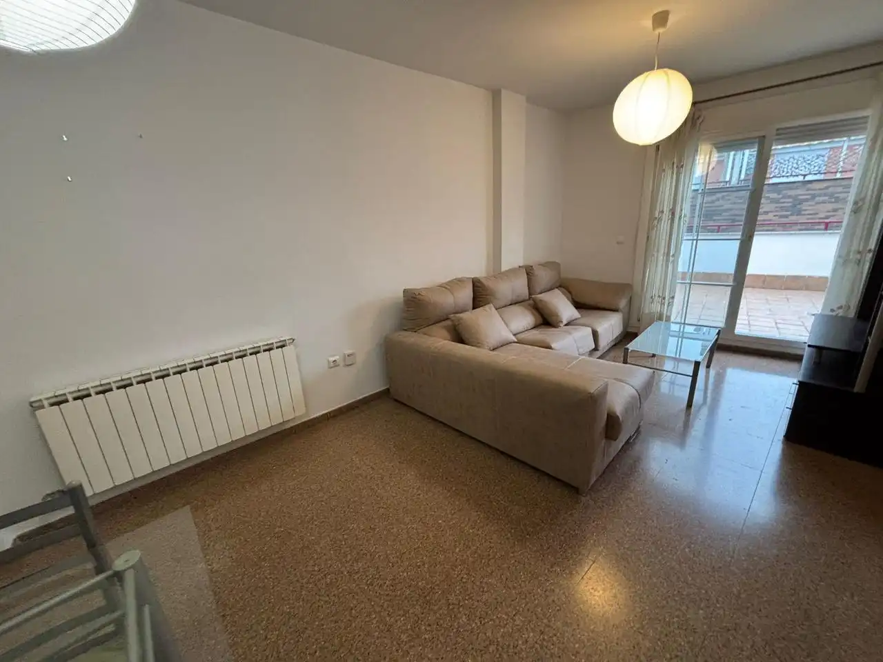 Wohnzimmer von Dachboden zum Verkauf in Churriana de la Vega mit Heizung, Terrasse und Gemeinschaftspool