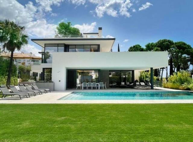 Casa-chalet en Alquiler en Lomas de Marbella Club
