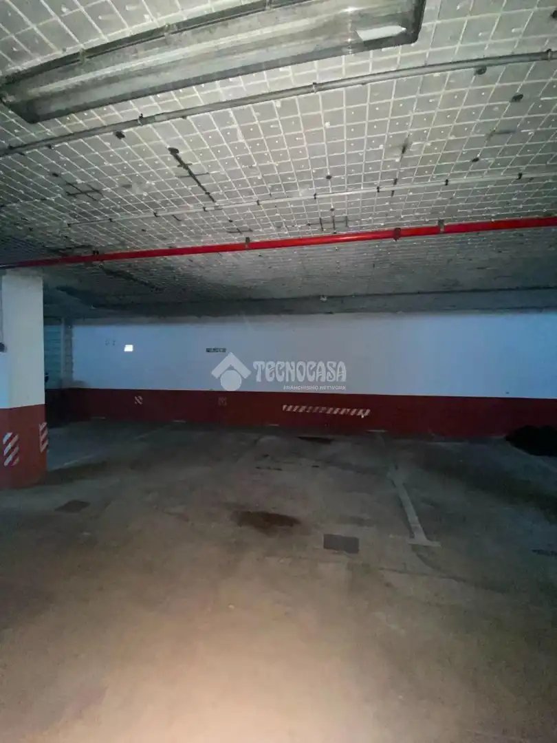 Garaje en venta en Sanlúcar la Mayor