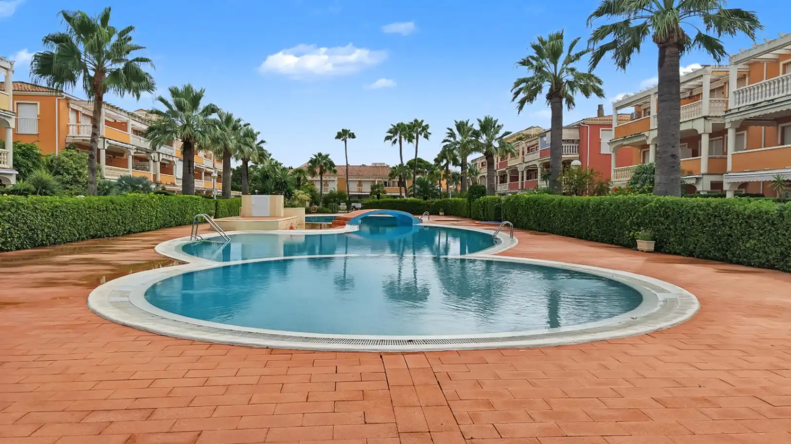 Piscina de Apartamento en venta en Dénia con Aire acondicionado, Calefacción y Jardín privado