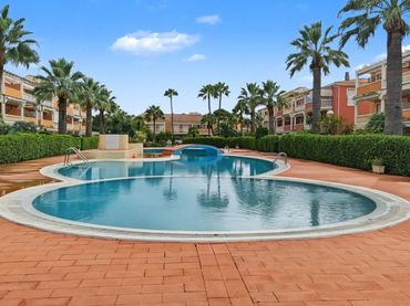 Appartement compact avec piscine à vendre à El Puerto