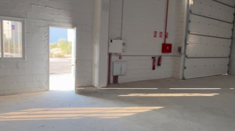 Foto 5 von Fabrikhallen zur Miete in Calle Ventalomar, Santa María de Benquerencia, Toledo Capital