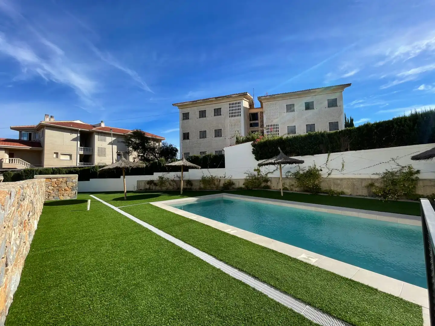 Piscina de Pis en venda en Cartagena amb Aire condicionat, Terrassa i Moblat