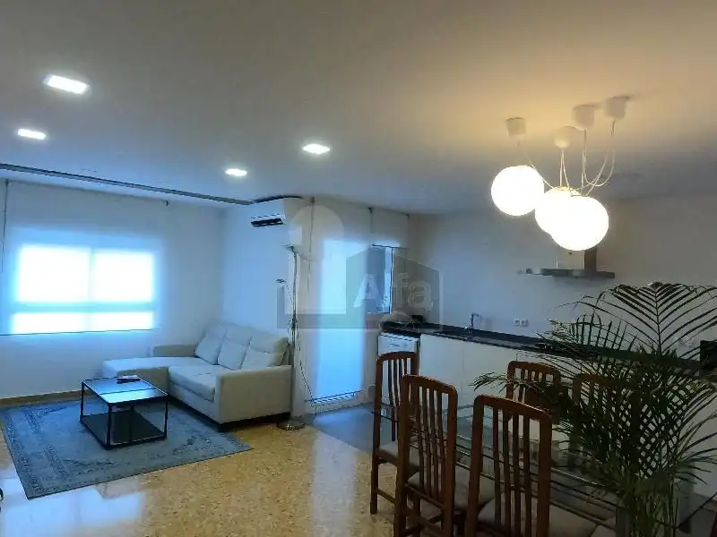 Flat for rent in Calle Poeta Vicente Gaos, 13, La Carrasca