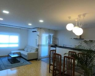 Living room of Flat to rent in  Valencia Capital  with Air Conditioner, Storage room and Furnished