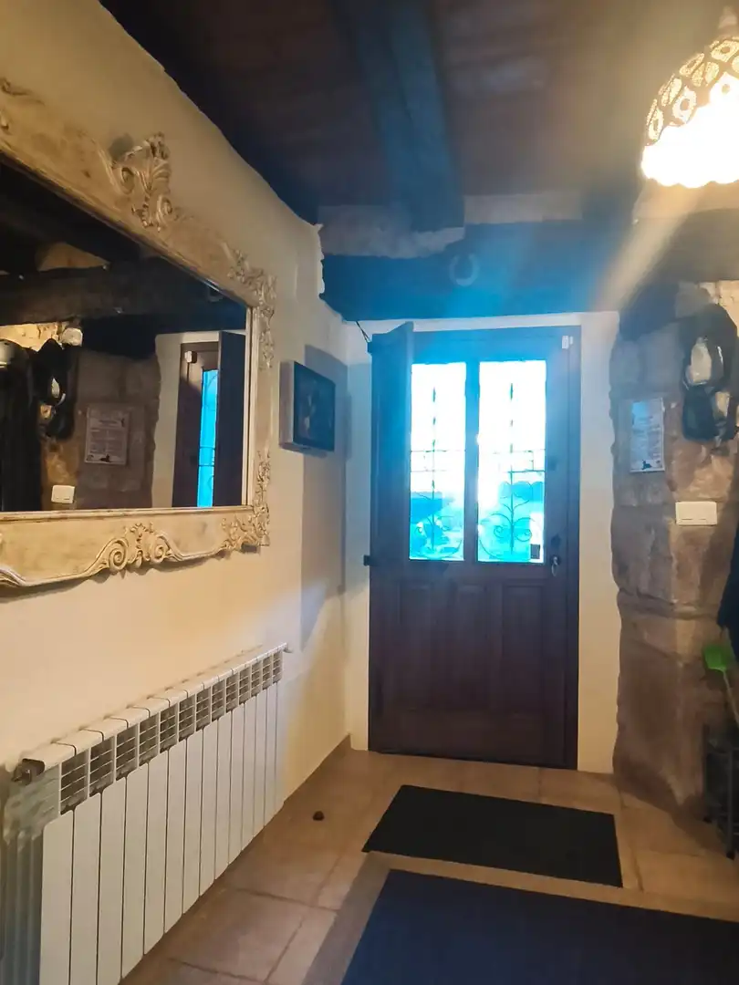 Casa adosada en venta en Luena  con Calefacción y Jardín privado