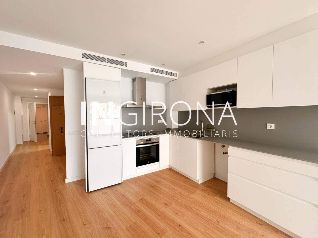 Cocina de Ático de alquiler en Girona Capital con Aire acondicionado, Calefacción y Parquet