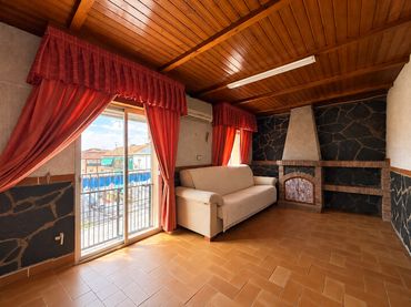 Appartamento con balcone in vendita a Calle Encrucijada