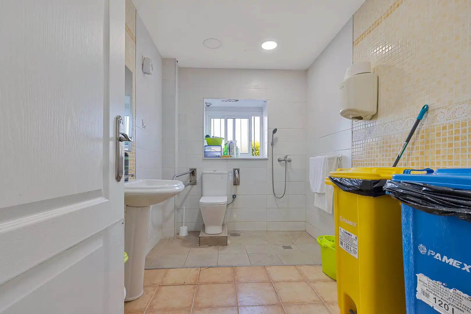Bany de Edifici en venda en Málaga