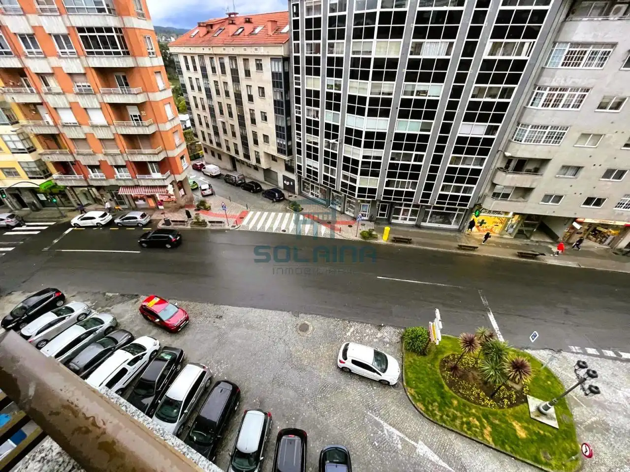 Vista exterior de Piso en venta en Ourense Capital  con Calefacción, Parquet y Balcón