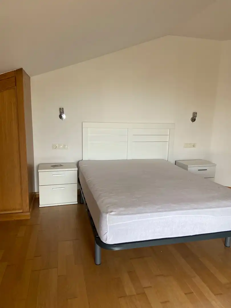 Dormitori de Àtic en venda en Lalín amb Calefacció, Terrassa i Traster