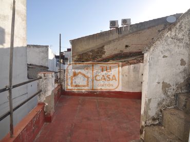 Casa amb balcó en venda a Calle del Rey 1